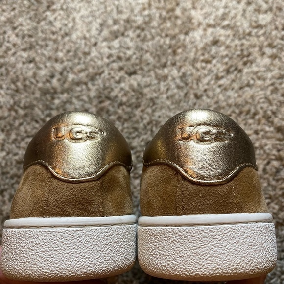 Ugg Brown Suede Slip On Loafers Sz 6 1/2 - Picture 6 of 7